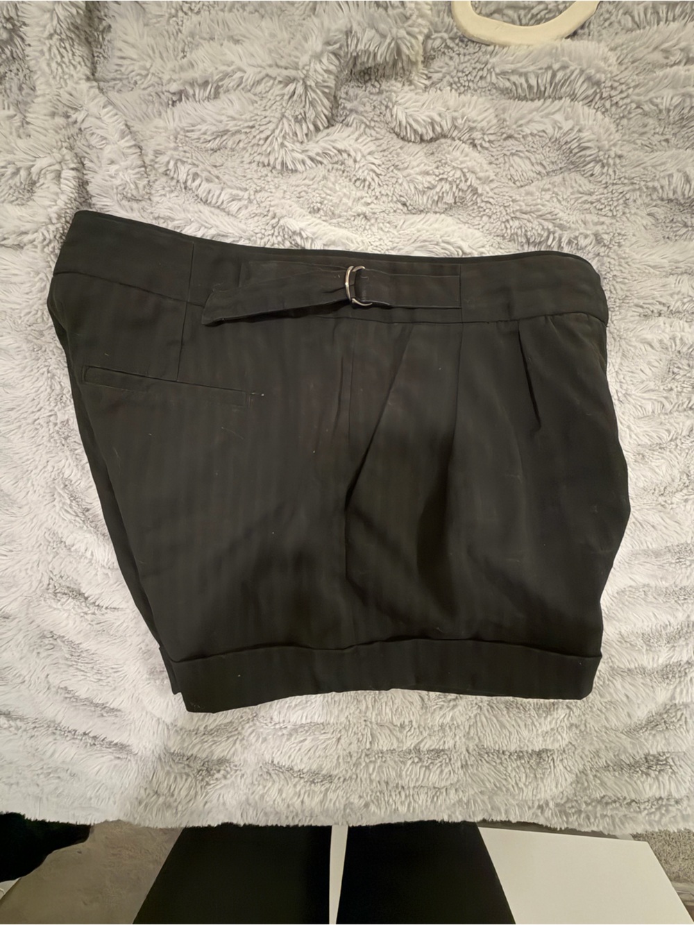 Alexander McQueen Black Tailored Women’s Shorts with Side Buckle - Picture 3 of 4